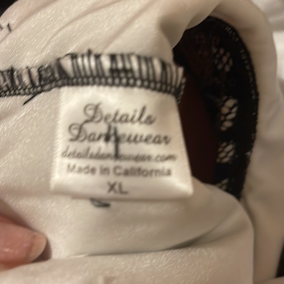 Custom details dance wear dance costume with feathers and crystals. Georgeous. - Picture 4 of 6